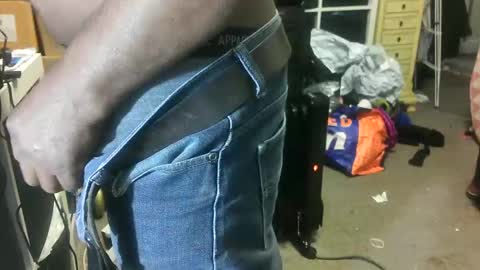 Snapshot of blackmanluv chatting on 12/11/24, 09:41 Me and her online show from 12/11/24, 09:41