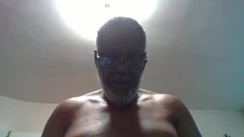 Snapshot of blackmanluv chatting on 04/20/26, 09:12 Me and her online show from 04/20/26, 09:12