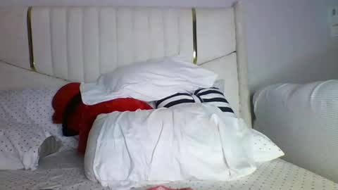 blackmarvel02 online show from 04/15/26, 07:04