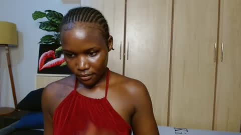 Smiley sylivia online show from 01/12/25, 07:21