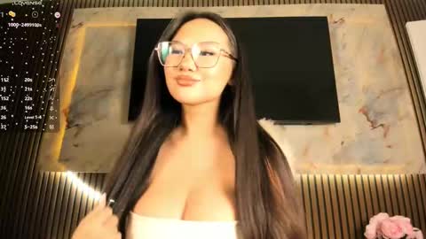 Karina online show from 09/09/25, 01:54