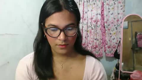 Ellez online show from 02/04/26, 06:03