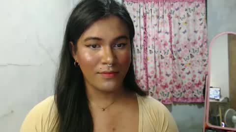 Ellez online show from 04/09/26, 04:45