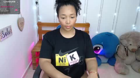 blackqueen_18 online show from 12/11/24, 07:31