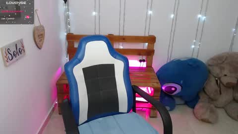 blackqueen_18 online show from 12/13/24, 03:05