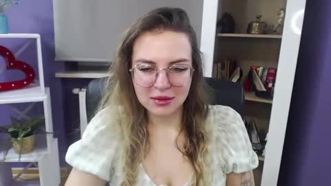 Z O E Y online show from 01/23/25, 05:35