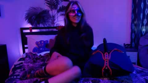 Roselina online show from 01/01/25, 11:18