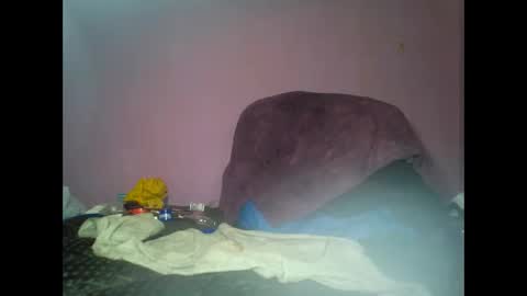 Snapshot of blacksav1 chatting on 10/22/25, 10:48 blacksav1 online show from 10/22/25, 10:48