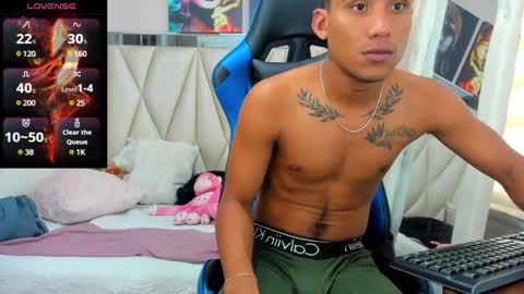 Snapshot of blacksex_boy chatting on 01/09/25, 06:36 Marlon online show from 01/09/25, 06:36