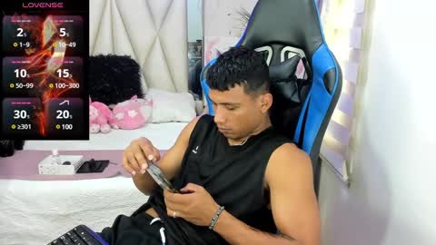 Snapshot of blacksex_boy chatting on 02/03/25, 09:07 Marlon online show from 02/03/25, 09:07