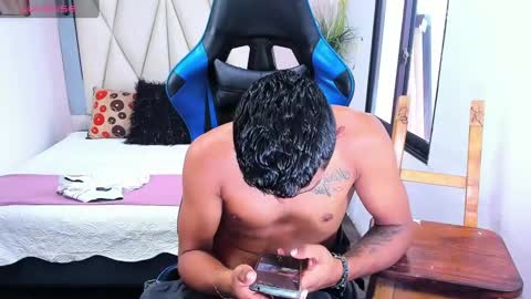 Snapshot of blacksex_boy chatting on 02/27/25, 09:36 Marlon online show from 02/27/25, 09:36