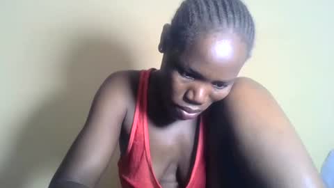 Snapshot of blacksexygal chatting on 02/01/25, 07:13 SARAH online show from 02/01/25, 07:13