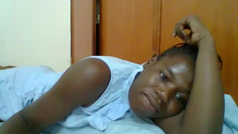 SARAH online show from 11/12/25, 03:23