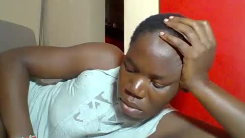 Snapshot of blacksexygal chatting on 06/01/26, 09:27 SARAH online show from 06/01/26, 09:27