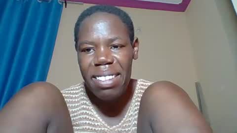 Snapshot of blacksexygal chatting on 07/15/26, 01:22 SARAH online show from 07/15/26, 01:22