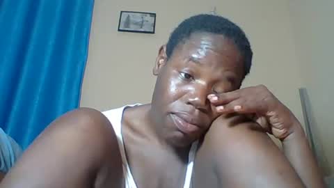 Snapshot of blacksexygal chatting on 07/23/26, 10:29 SARAH online show from 07/23/26, 10:29