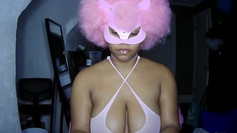 Queen Siren online show from 12/15/24, 03:56