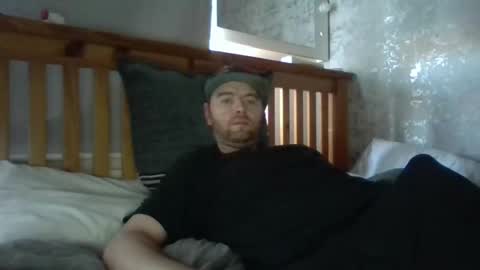 Snapshot of blackvswhite2022 chatting on 01/29/25, 12:02 blackvswhite2022 online show from 01/29/25, 12:02