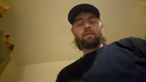 Snapshot of blackvswhite2022 chatting on 11/21/25, 02:43 blackvswhite2022 online show from 11/21/25, 02:43