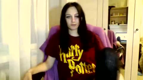 Ivy online show from 02/22/25, 08:42