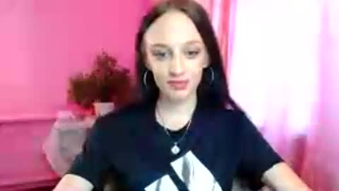 Snapshot of blacky_berry chatting on 07/20/26, 04:42 Ivy online show from 07/20/26, 04:42