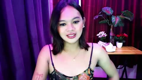Snapshot of blacky_luna chatting on 05/18/26, 07:20 sweetyluna online show from 05/18/26, 07:20