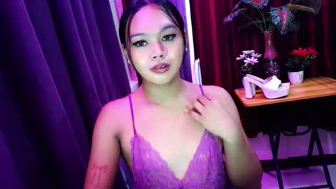 Snapshot of blacky_luna chatting on 05/19/26, 09:21 sweetyluna online show from 05/19/26, 09:21
