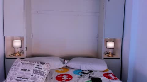 GRACE online show from 10/31/25, 04:57