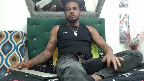 Snapshot of blade_foxx chatting on 12/31/24, 08:15 Richard online show from 12/31/24, 08:15