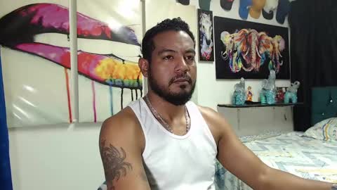 Snapshot of blade_foxx chatting on 01/17/25, 07:19 Richard online show from 01/17/25, 07:19