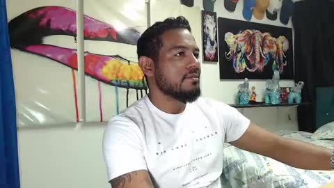 Snapshot of blade_foxx chatting on 01/18/25, 05:31 Richard online show from 01/18/25, 05:31