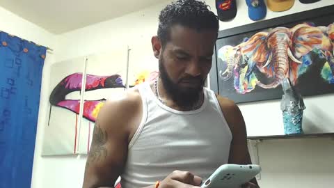 Snapshot of blade_foxx chatting on 02/18/25, 02:16 Richard online show from 02/18/25, 02:16