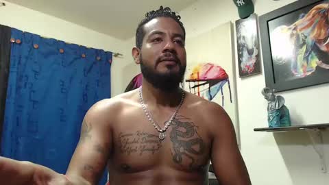 Snapshot of blade_foxx chatting on 02/26/25, 06:15 Richard online show from 02/26/25, 06:15