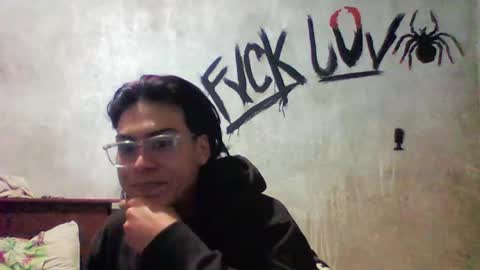 Snapshot of blade_sensual chatting on 11/20/25, 08:58 blade_sensual online show from 11/20/25, 08:58