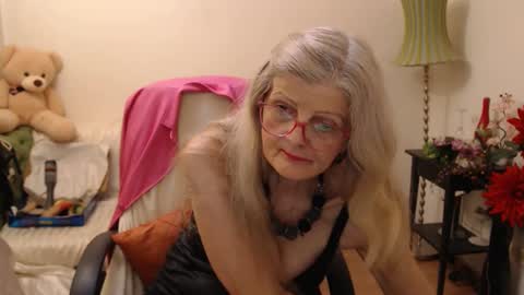 Snapshot of blairfort chatting on 01/29/25, 08:40 blairfort online show from 01/29/25, 08:40