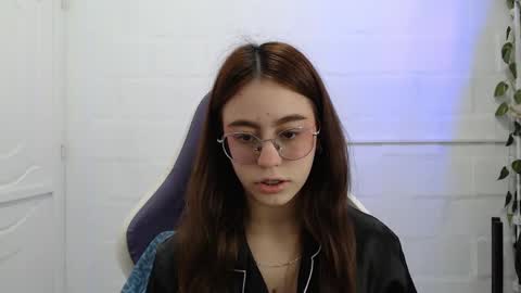   online show from 10/03/25, 03:20