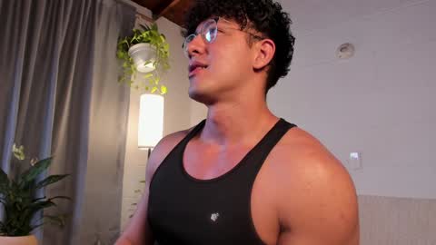 Snapshot of blake_levi chatting on 02/01/25, 01:23 Blake Levi Independent Model online show from 02/01/25, 01:23