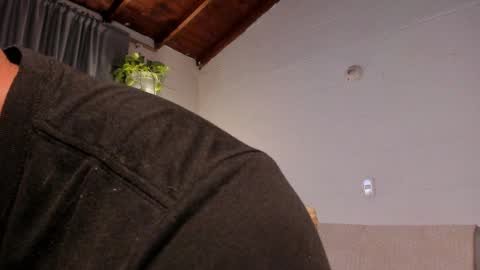 Snapshot of blake_levi chatting on 02/17/25, 11:09 Blake Levi Independent Model online show from 02/17/25, 11:09