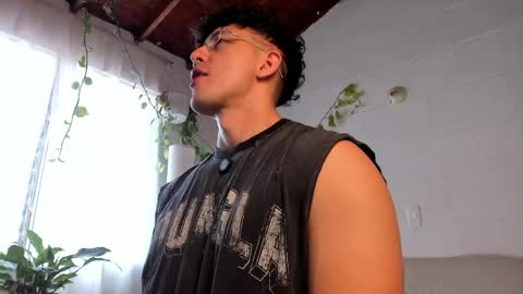 Snapshot of blake_levi chatting on 05/13/26, 03:31 Blake Levi Independent Model online show from 05/13/26, 03:31