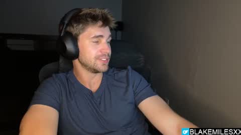 Snapshot of blakemiles2 chatting on 06/09/26, 03:51 Blake Miles online show from 06/09/26, 03:51