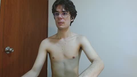 Snapshot of blakeshatter chatting on 12/18/24, 12:51 blakeshatter online show from 12/18/24, 12:51