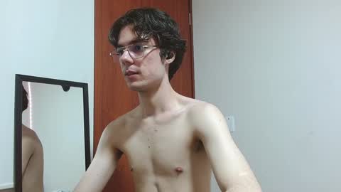 Snapshot of blakeshatter chatting on 12/28/24, 06:39 blakeshatter online show from 12/28/24, 06:39