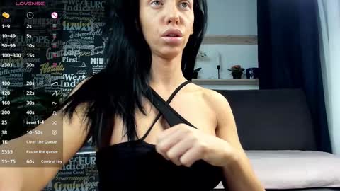 Snapshot of blakmy chatting on 02/17/25, 04:31 blakmy online show from 02/17/25, 04:31