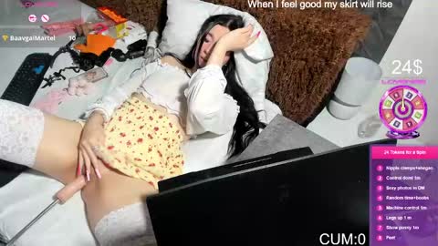 Snapshot of blancasuarez chatting on 09/21/25, 01:35 MY VIDEOS THAT WILL MAKE YOU CUM - online show from 09/21/25, 01:35