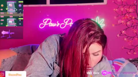 Pau online show from 02/11/26, 01:54