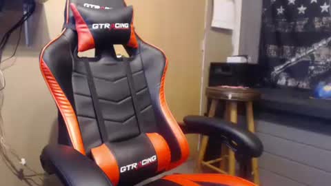 Snapshot of blazingslow chatting on 12/25/24, 09:24 blazingslow online show from 12/25/24, 09:24