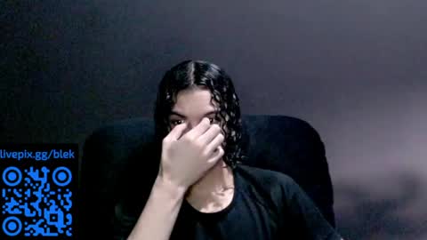 Snapshot of blek00x chatting on 05/11/26, 07:11 blek00x online show from 05/11/26, 07:11
