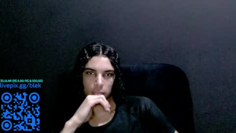 Snapshot of blek00x chatting on 05/18/26, 04:07 blek00x online show from 05/18/26, 04:07