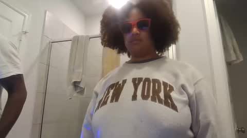 Snapshot of blessica_eddieluv6996 chatting on 02/08/26, 05:38 BLESSICA EDDIE LOVE online show from 02/08/26, 05:38