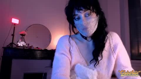 Cassandre online show from 03/11/25, 08:20